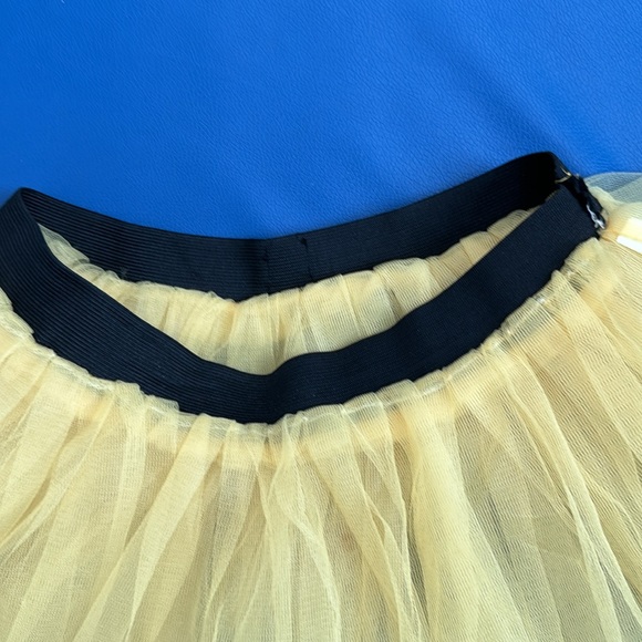 Gone For A Run Skirt - Picture 2 of 4